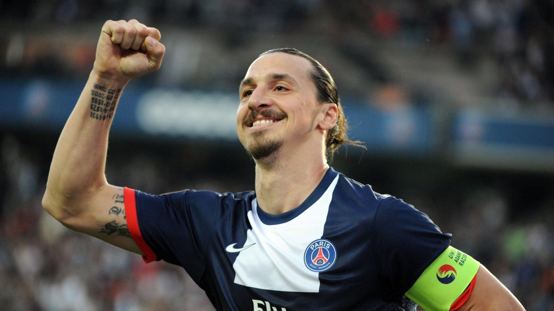 开云在线直播-PSG球员赛后情绪低落，反思调整，psg-esports