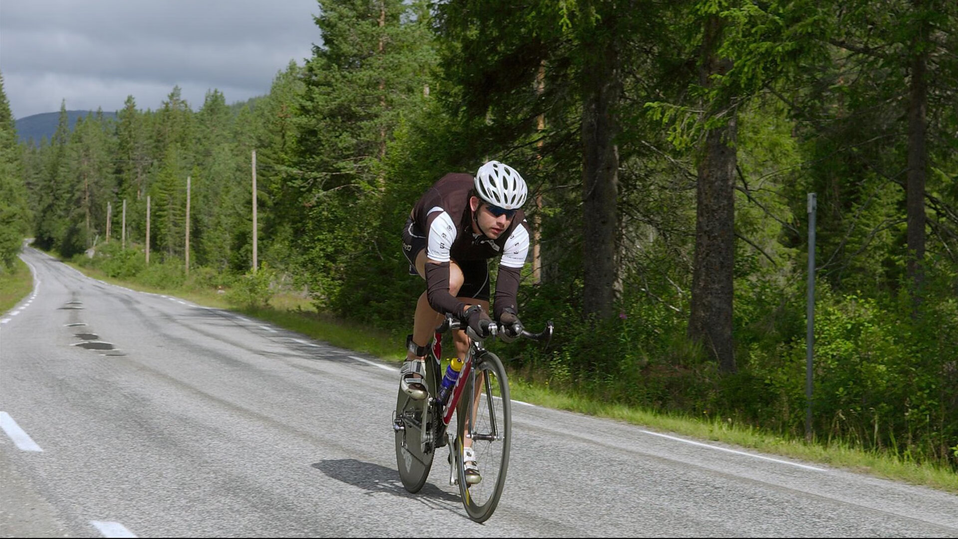 高水平联赛对替补深度提出更高要求，高水平比赛的基本特征